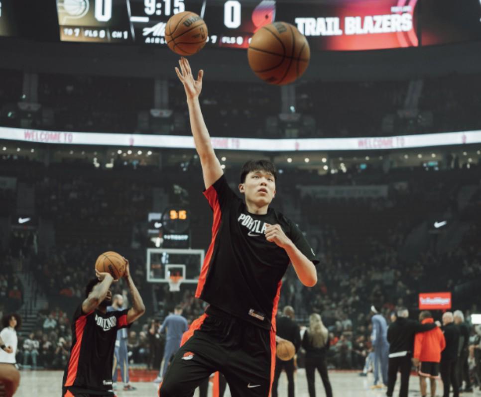 S赛官网-杨瀚森工作室：背靠背靠背，高强度赛程下依旧稳定发挥